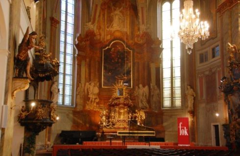 Kostel sv. Šimona a Judy, Praha (zdroj Prague.eu)