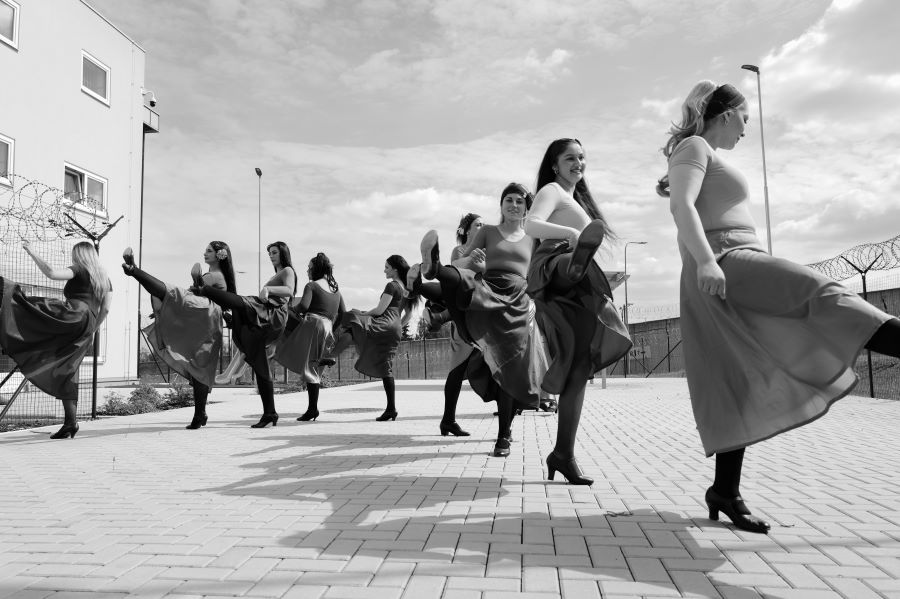 Přípravy choreografie ve věznici Světlá nad Sázavou (foto Alexandre Katsapov)