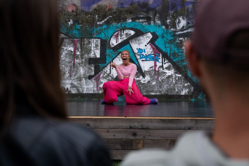 Womenhood (foto Barbora Doleželová, TANEC PRAHA 2024)