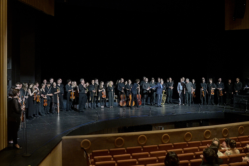 Ian Davis: Ephemeral Pulse, NODO 2024 – Canticum Ostrava, Ostravská banda a členové ONO – Ostrava New Orchestra, Petr Kotík (foto Martin Popelář)