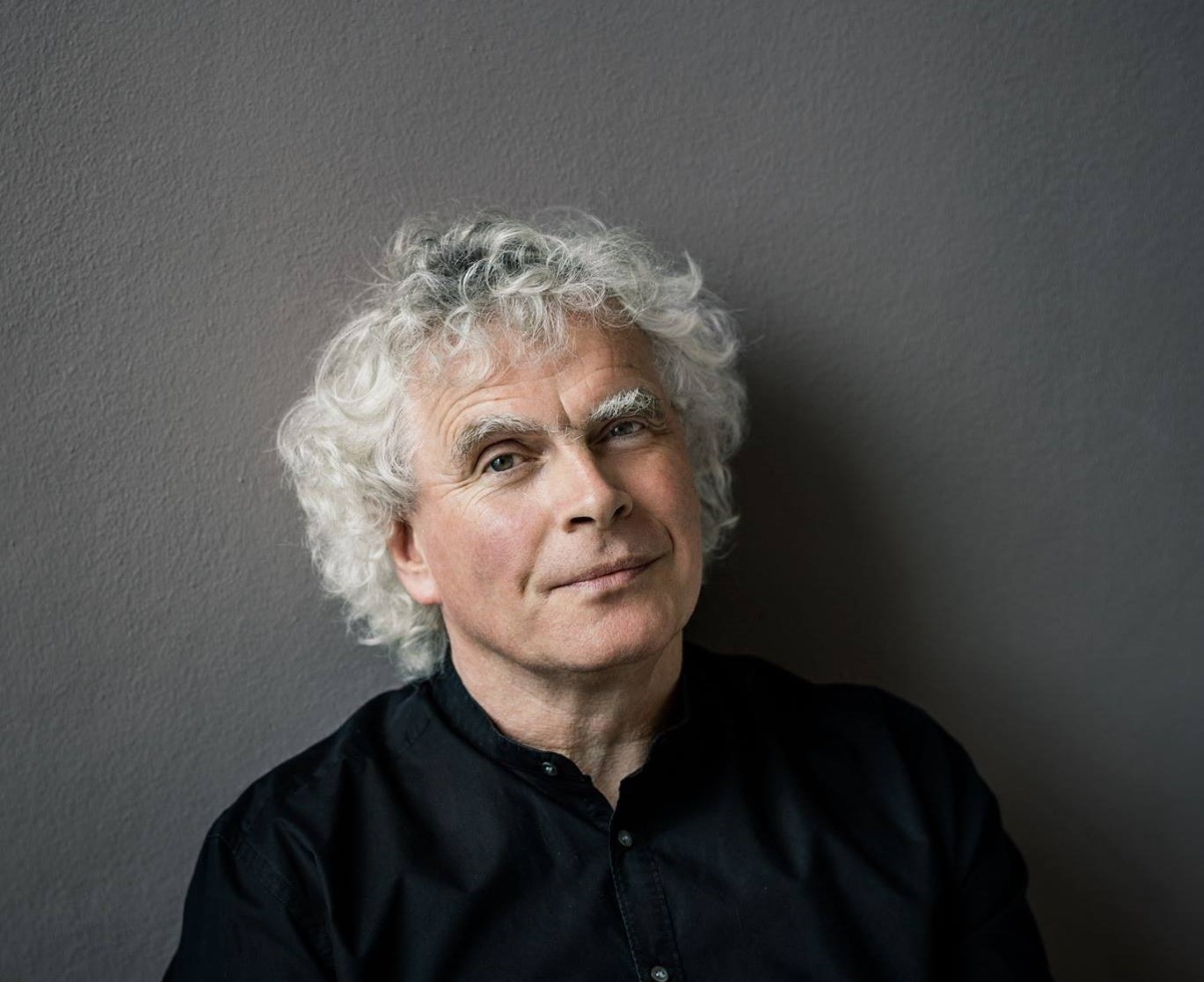 Sir Simon Rattle (foto Oliver Helbig)