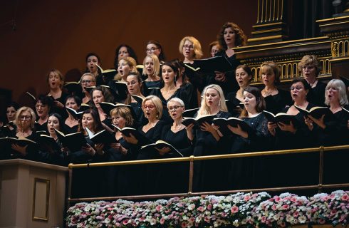 Pražský filharmonický sbor: Zahajovací koncert, 28. září 2024, Praha, Rudolfinum – Pražský filharmonický sbor (foto Petr Chodura)