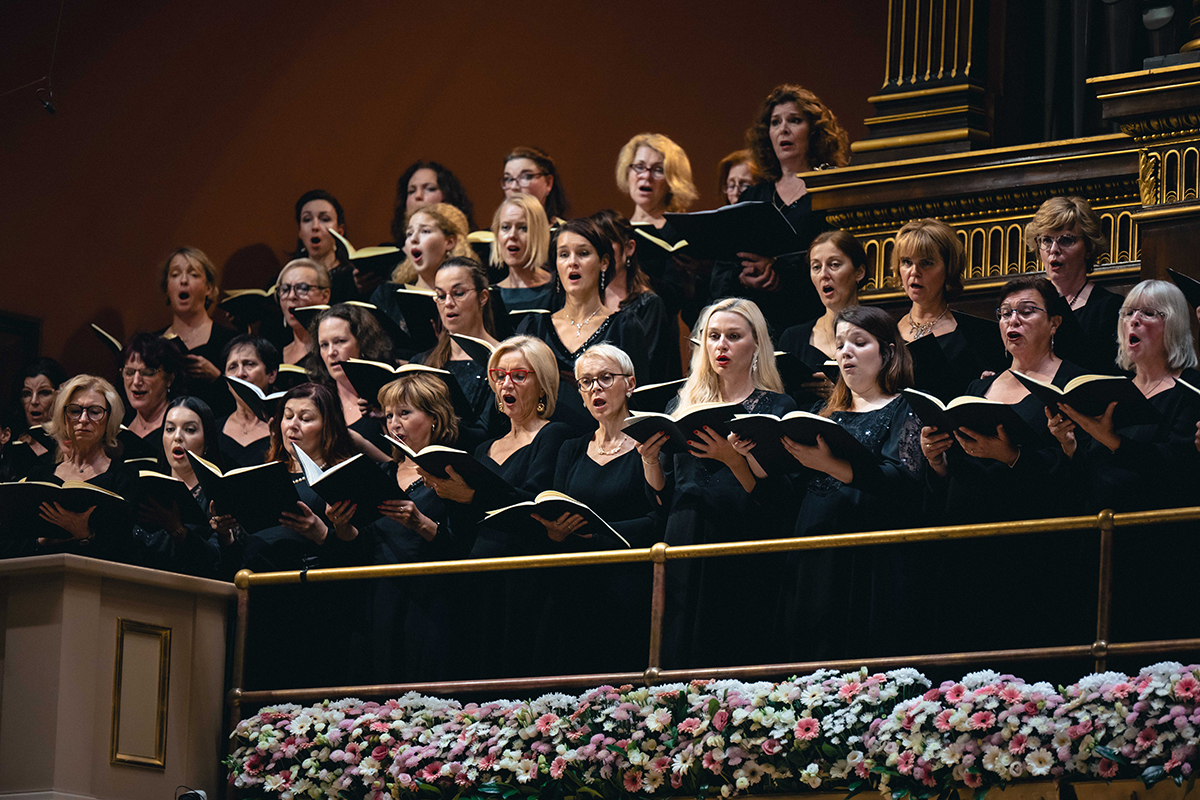 Pražský filharmonický sbor: Zahajovací koncert, 28. září 2024, Praha, Rudolfinum – Pražský filharmonický sbor (foto Petr Chodura)