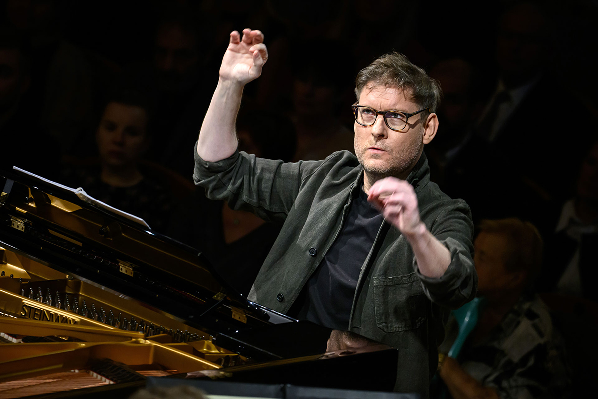 Česká filharmonie • Kristian Bezuidenhout, 23. října 2024, Rudolfinum, Dvořákova síň – Kristian Bezuidenhout (foto Petra Hajská)