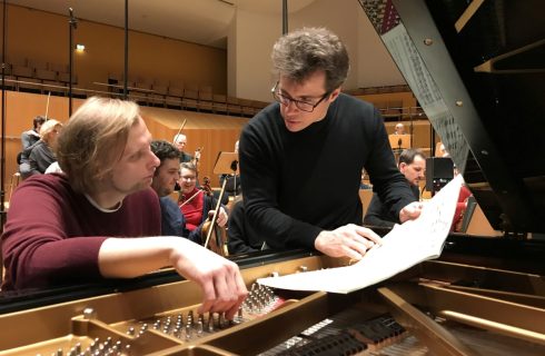 Ivo Kahánek, Jakub Hrůša (foto Matouš Vlčinský)