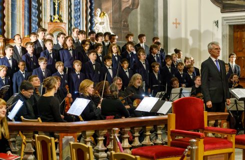 Lesk & Sláva – Vivaldi & Zelenka, 4. října 2024, Jezuitský kostel Neposkvrněného početí Panny Marie a svatého Ignáce, Klatovy – Chlapecký sbor Regensburger Domspatzen, Musica Florea a Christian Heiss (foto Jiří Strašek)