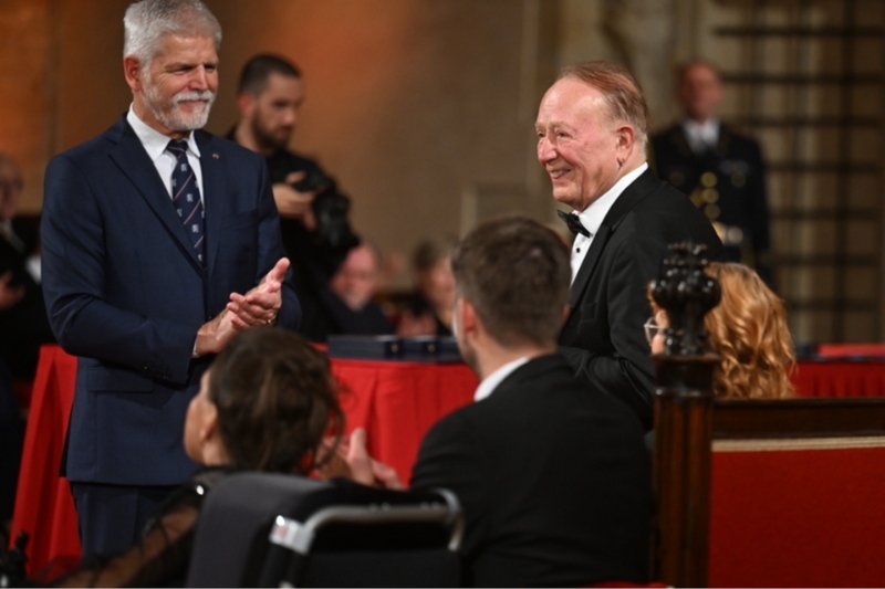 Prezident Petr Pavel a Petr Janda, Slavnostní předávání státního vyznamenání, 28. října 2024, Vladislavský sál, Pražský hrad, Praha (foto: Šulová Kateřina, zdroj: ČTK)