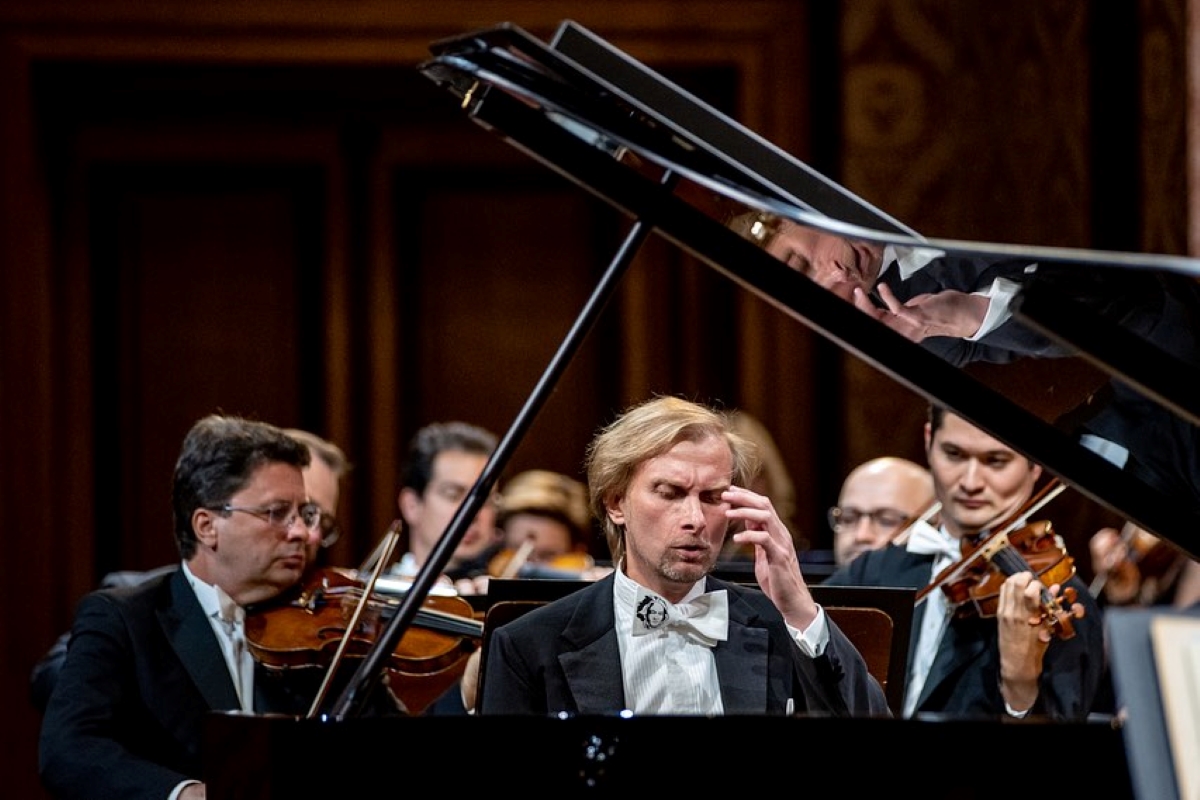 Ivo Kahánek (zdroj Tonhalle-Orchester Zürich)