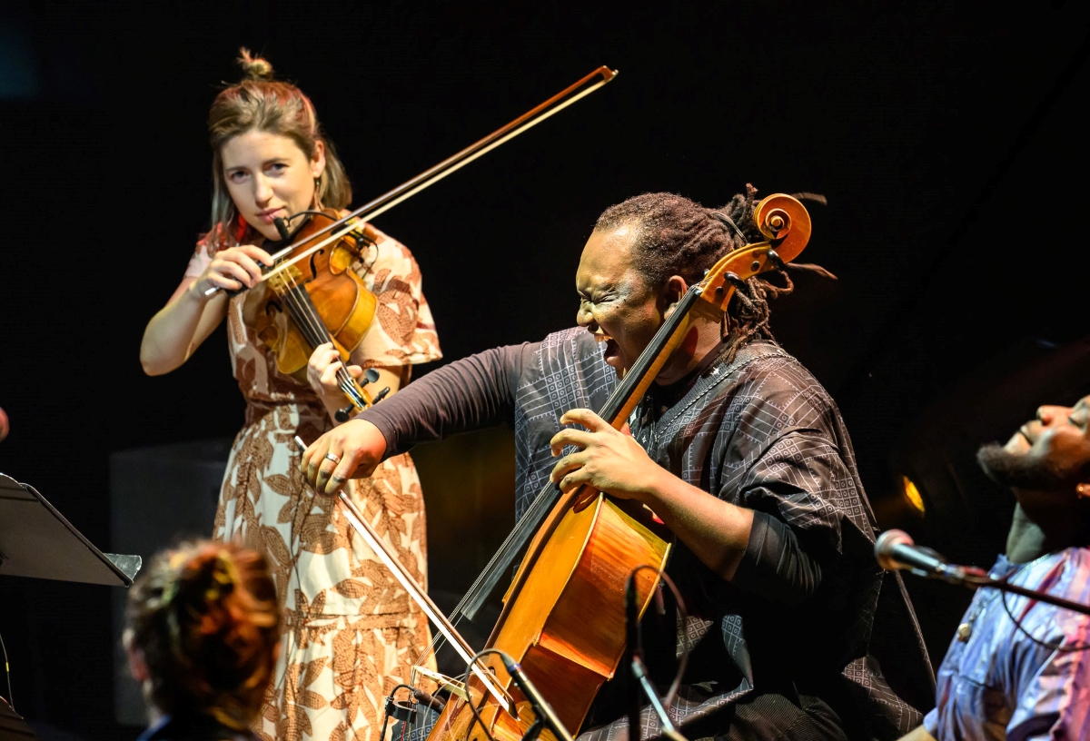 Prague Sounds 2024: Ruth Gibson, Abel Selaocoe, 5. listopadu 2024 (zdroj Prague Sounds, foto Petra Hajská)