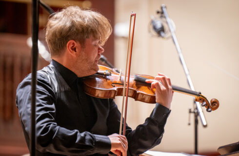 Symfonický orchestr hl. m. Prahy FOK: Obrázky z výstavy, 27. listopadu 2024, Smetanova síň, Obecní dům – Milan Paľa (foto Ivan Malý)