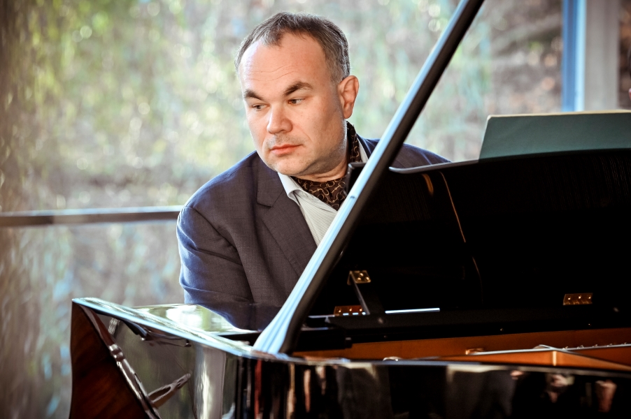 David Mareček, 23. listopadu 2024, vila Tugendhat, Brno (zdroj Festival Janáček Brno, foto Marek Olbrzymek)