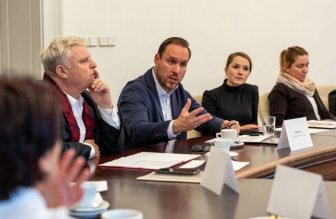 Tisková konference k Roku české hudby v Plzeňském a Karlovarském regionu (foto Jindra Radová)