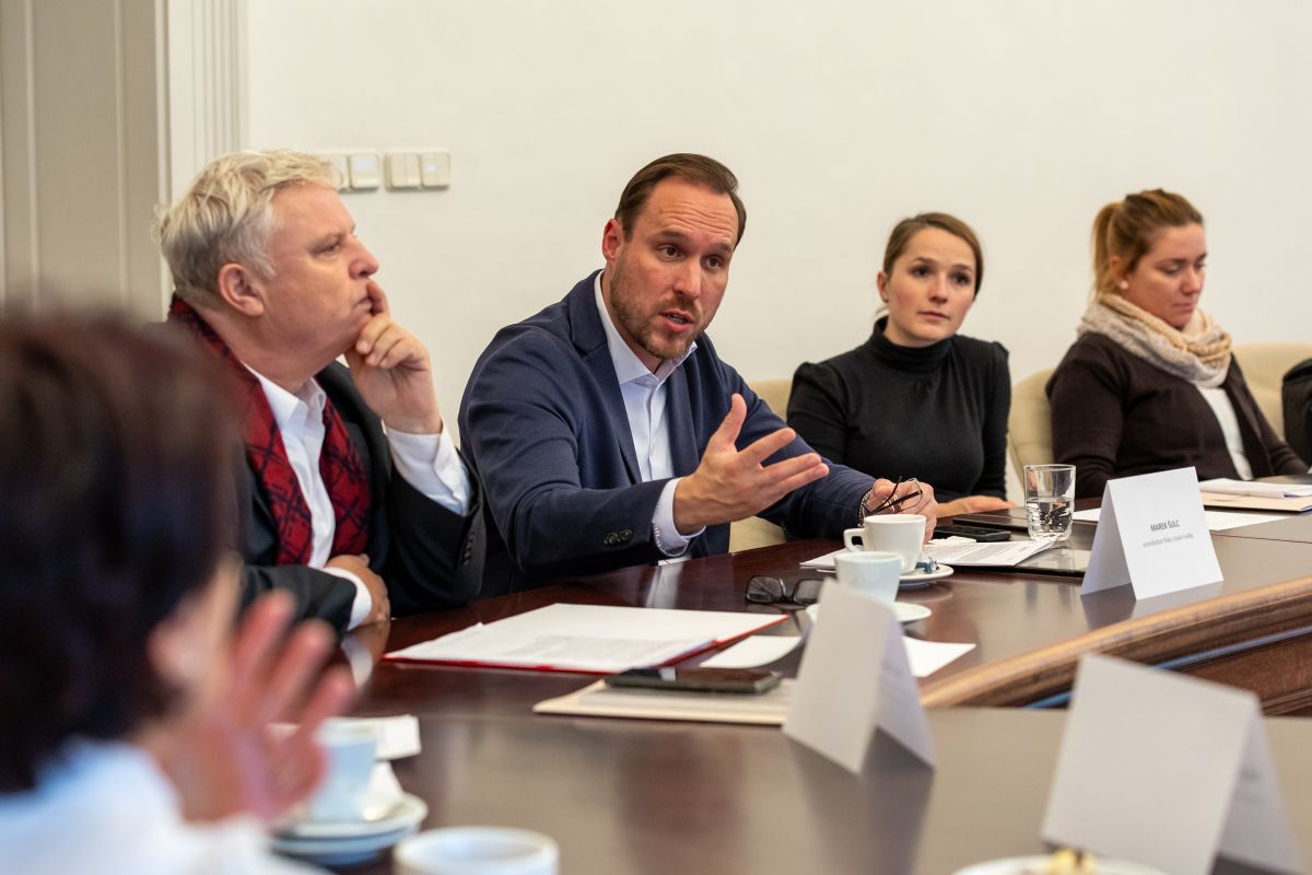 Tisková konference k Roku české hudby v Plzeňském a Karlovarském regionu (foto Jindra Radová)