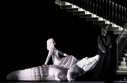 Manfred Trojahn: Septembersonate – Juliane Banse, Roman Hoza (zdroj Deutsche Oper am Rhein Düsseldorf, foto Wolf Silveri)