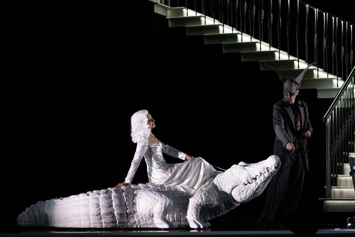 Manfred Trojahn: Septembersonate – Juliane Banse, Roman Hoza (zdroj Deutsche Oper am Rhein Düsseldorf, foto Wolf Silveri)