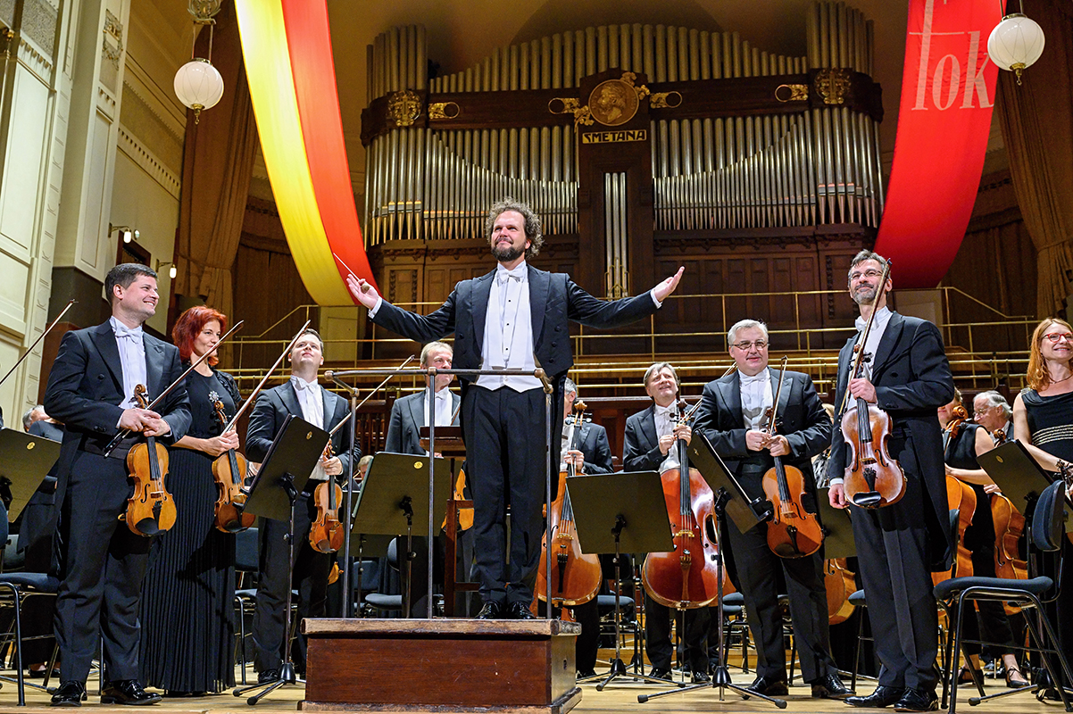 Tomáš Brauner a Symfonický orchestr hl. m. Prahy FOK (foto Petr Dyrc)