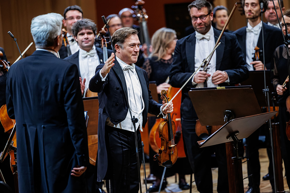 Symfonický orchestr Českého rozhlasu: Renaud Capuçon hraje a diriguje, 9. prosince 2024, Rudolfinum, Dvořákova síň (foto Michal Fanta)