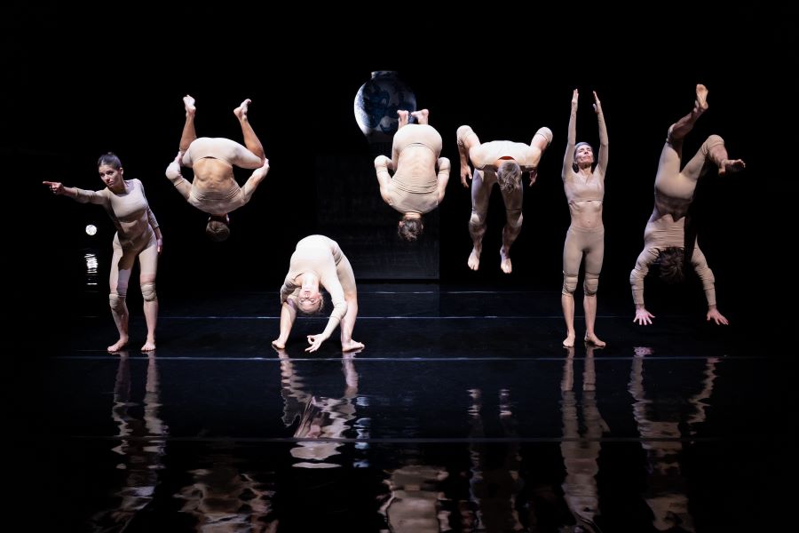 Laterna magika – In Our Hands (foto Adéla Vosičková)