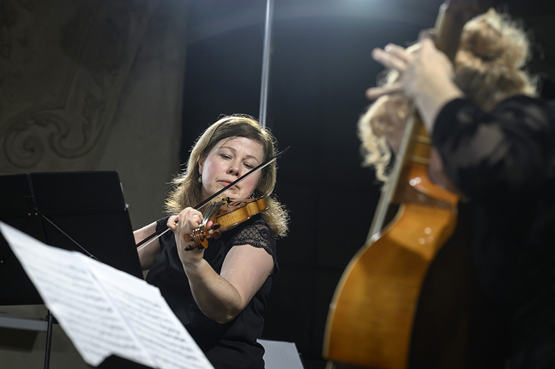 Collegium Marianum: Les Amis, 16. října 2023, Klášter dominikánů, Barokní refektář – Lenka Torgersen (foto Petra Hajská)