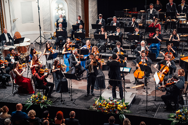 Silvestr & Plzeňská filharmonie, 31. prosince 2024, Měšťanská beseda, Plzeň – Fedele Di Mucci (foto Jan Růžička)