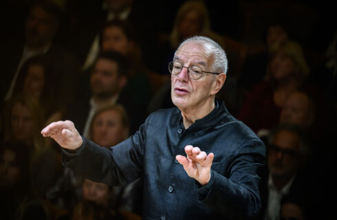 Česká filharmonie • Nicholas Kraemer, 22. ledna 2025, Rudolfinum, Dvořákova síň – Nicholas Kraemer (foto Petra Hajská)