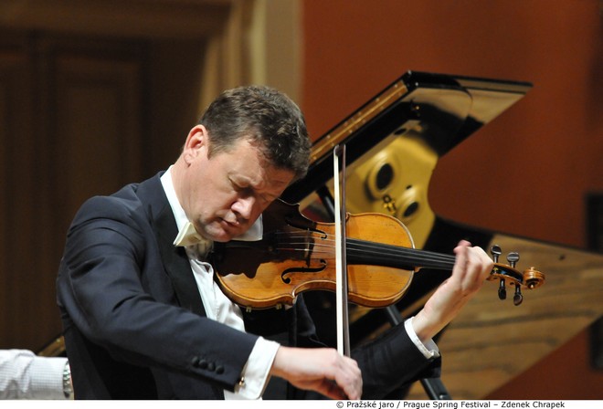 Pražské jaro 2016 - Ivan Ženatý (housle) - Rudolfinum Dvořákova síň Praha 2016 (foto © Pražské jaro – Zdeněk Chrapek)