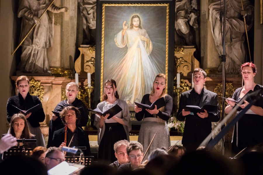 Závěrečný koncert: Vivaldi, Bach & Scholl, Velikonoční festival duchovní hudby 2022, 24. dubna 2022 (zdroj Velikonoční festival duchovní hudby, foto Petr Francán)