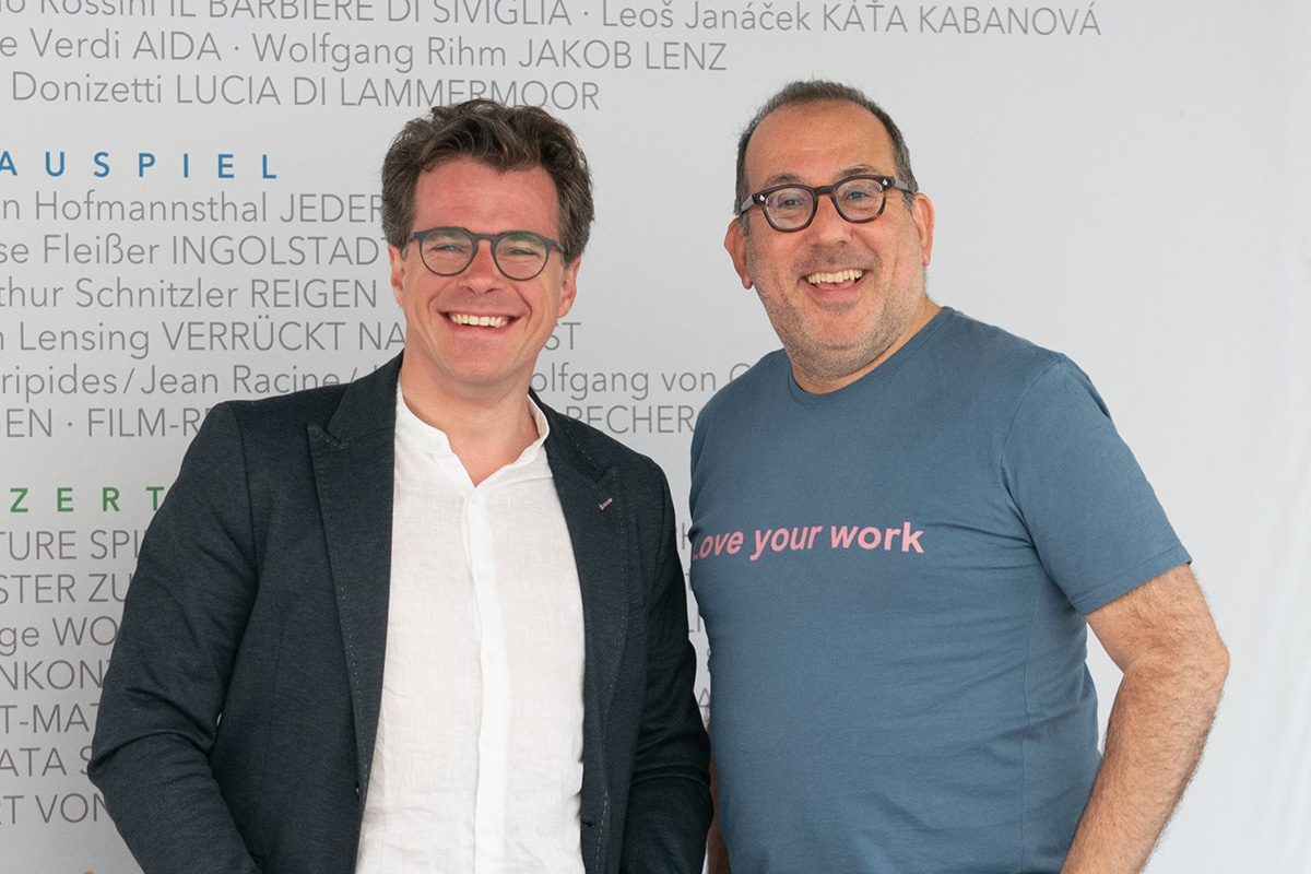 Jakub Hrůša a Barrie Kosky (foto Birgit Probst)