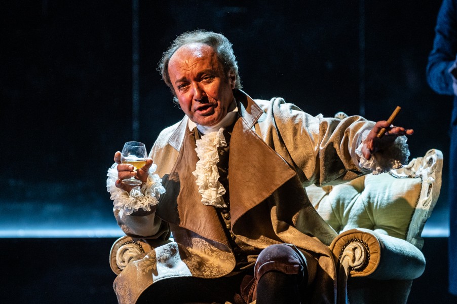 Francis Poulenc: Dialogy karmelitek – Roman Janál, Divadlo F. X. Šaldy Liberec (zdroj Divadlo F. X. Šaldy Liberec, foto Daniel Dančevský)
