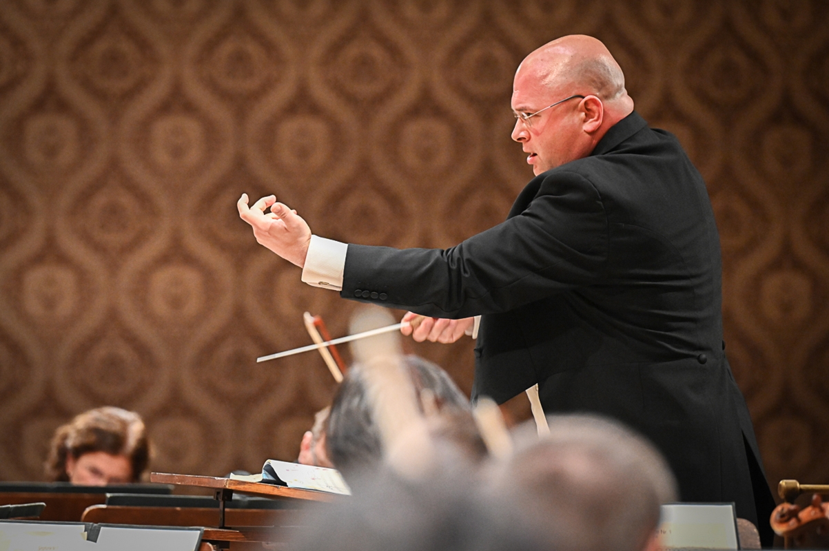 PKF – Prague Philharmonia: Mozart. Janáček. Brahms 29. října 2022, Rudolfinum – Florian Krumpöck (foto Ivan Malý)