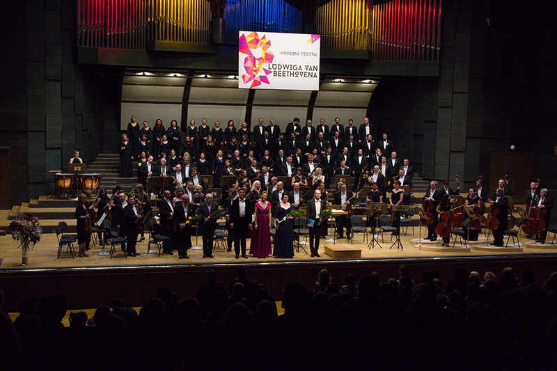 Hudební festival Ludwiga van Beethovena: Petr Vronský, Daniel Matoušek, Markéta Cukrová, Veronika Rovná, Jan Šťáva, Český filharmonický sbor a Severočeská filharmonie Teplice (zdroj Hudební festival Ludwiga van Beethovena)