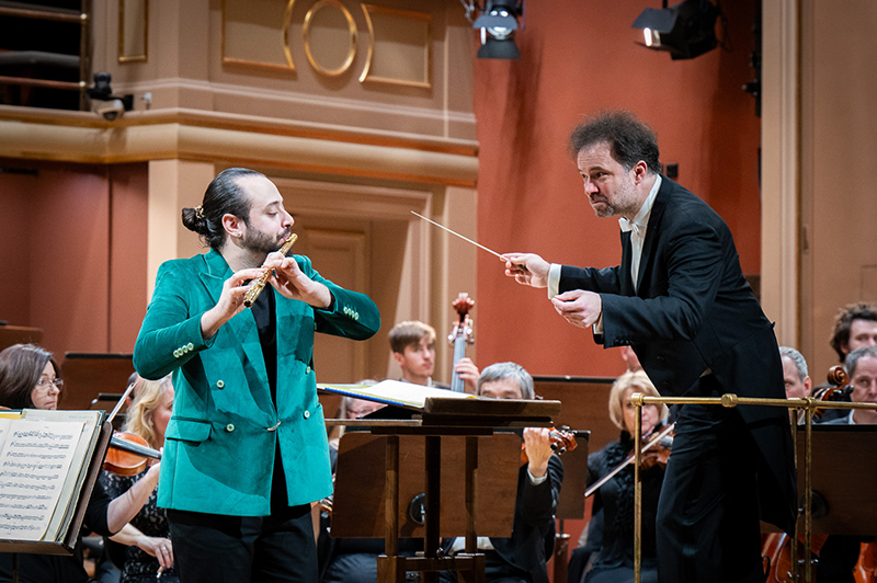 Prague Philharmonia: Mozart. Penderecki. Gluck. Martinů, 19. ledna 2025, Rudolfinum, Dvořákova síň – Stathis Karapanos a Łukasz Borowicz (foto Ivan Malý)