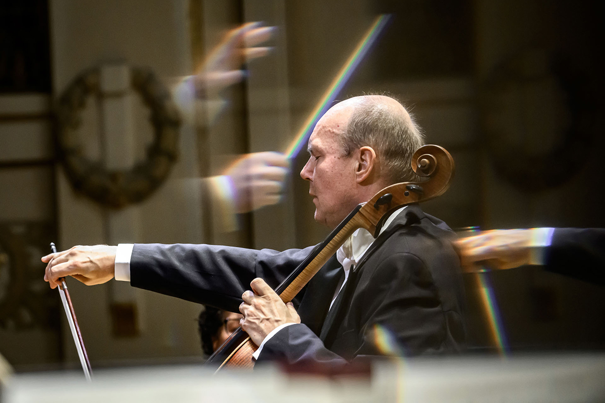 Symfonický orchestr hl. m. Prahy FOK: Truls Mørk & Dvořák, 8. ledna 2025, Obecní dům, Smetanova síň (foto Petra Hajská)