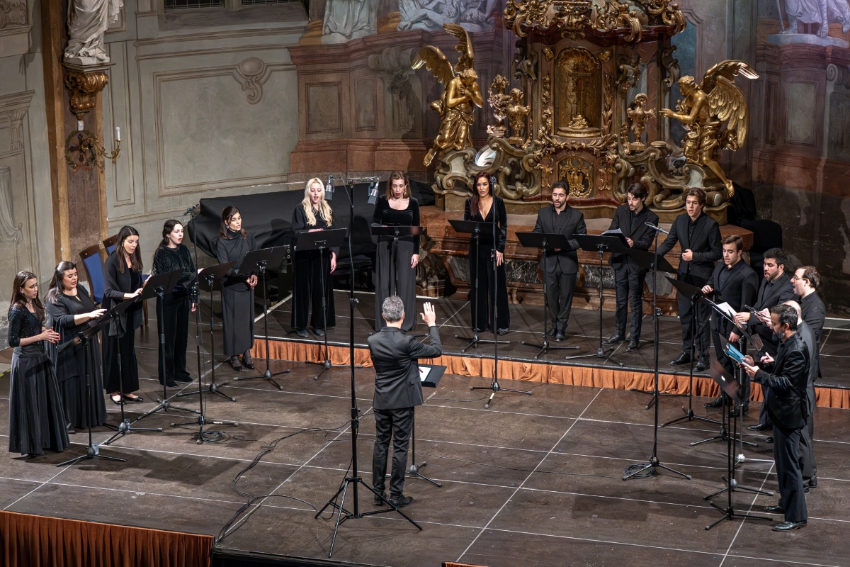 Officium Ensemble, Pedro Teixeira, 21. prosince 2025, Kostel sv. Šimona a Judy, Praha (zdroj Symfonický orchestr hl. m. Prahy FOK, foto Petr Dyrc)