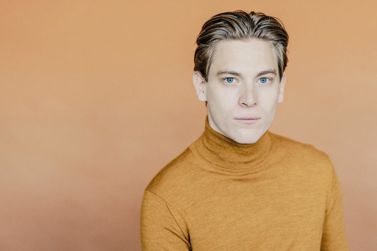 Klaus Mäkelä (foto Marco Borggreve)