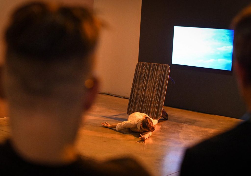 Viliam Dočolomanský: All Is Good in Heaven, Centrum současného umění DOX (foto Michal Hančovský)