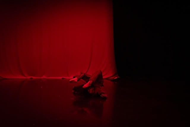 Adriana Štefaňáková: Genesis/Metamorphosis/6’7, 14. května 2026, divadlo Ponec (foto Andrea Jircová)