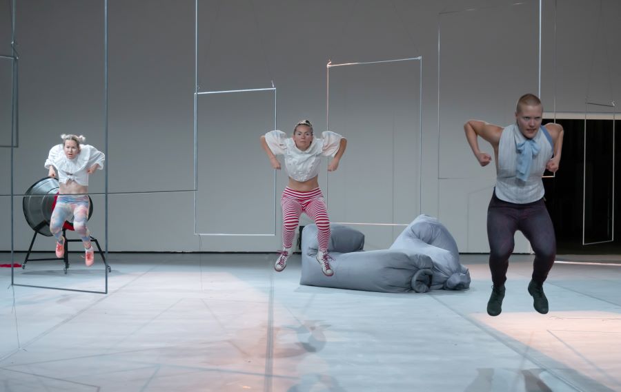 Alica Minar – EXPLOSION (foto Alicja Hoppel)