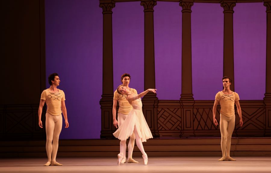 Anna Rose O'Sullivan v choreografii F. Ashtona Rhapsody (foto Dasa Wharton)
