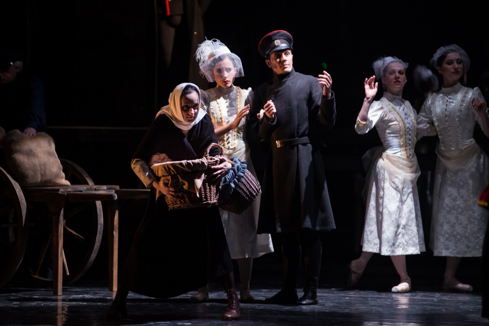 Anna Karenina - Balet ŠD Košice (foto Anton Faraonov)