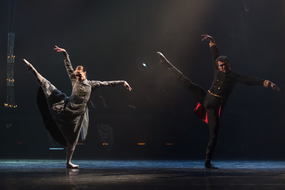 Anna Karenina - Balet ŠD Košice (foto Anton Faraonov)