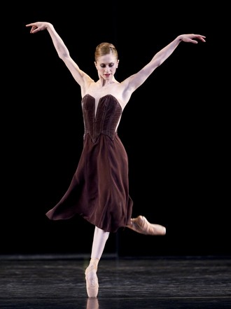 Asphodel Meadows - choreografia Liam Scarlett - Marianela Nunez - ROH London (foto © ROH/Johan Persson 2010)