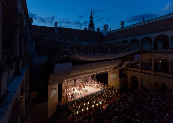 Bedřich Smetana: Hubička - Smetanova Litomyšl 2016 (foto František Renza)