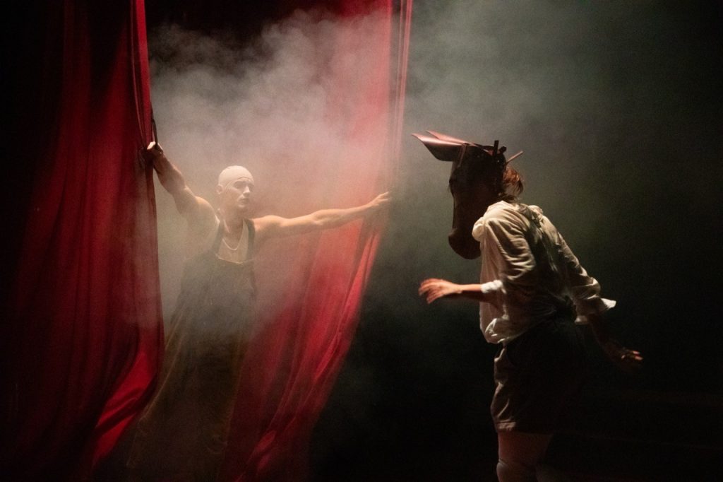 Compagnie Rasposo: Hourvari (foto Ryo Ichii)