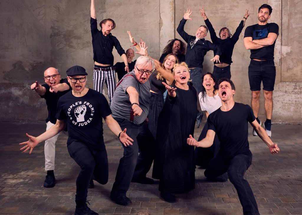 DEKKADANCERS a jejich přátelé (foto Pavel Hejný)