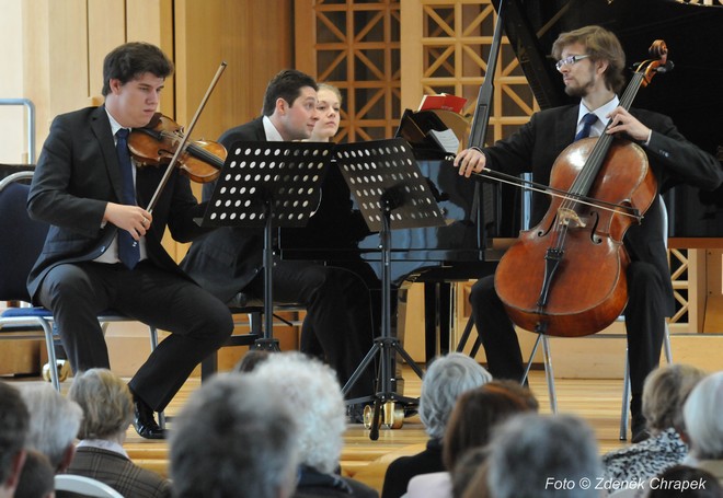 Český spolek pro komorní hudbu - Lobkowicz Trio - Lichtenštejnský palác Praha 2015 (foto Zdeněk Chrapek)