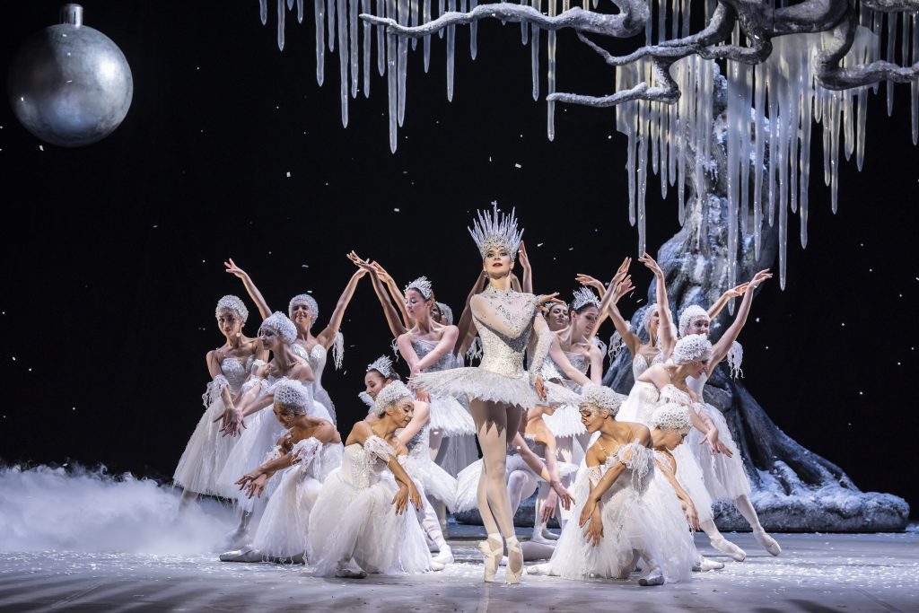 Petr Iljič Čajkovskij: Louskáček, English National Ballet (foto Johan Persson)
