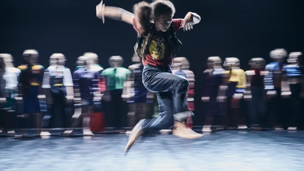 Dora Hoštová: Heroes – studenti Konzervatoře Duncan centre (foto Martin Špelda)