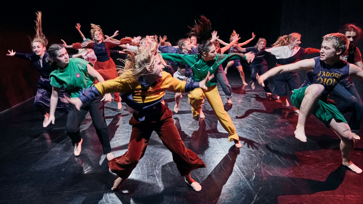 Dora Hoštová pro Duncan centre – Heroes (foto Martin Špelda)