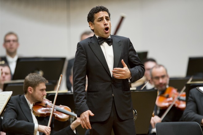 Svetové operné hviezdy - Juan Diego Flórez - Koncertná sieň Slovenskej filharmónie Bratislava 2016 (foto © PANER)